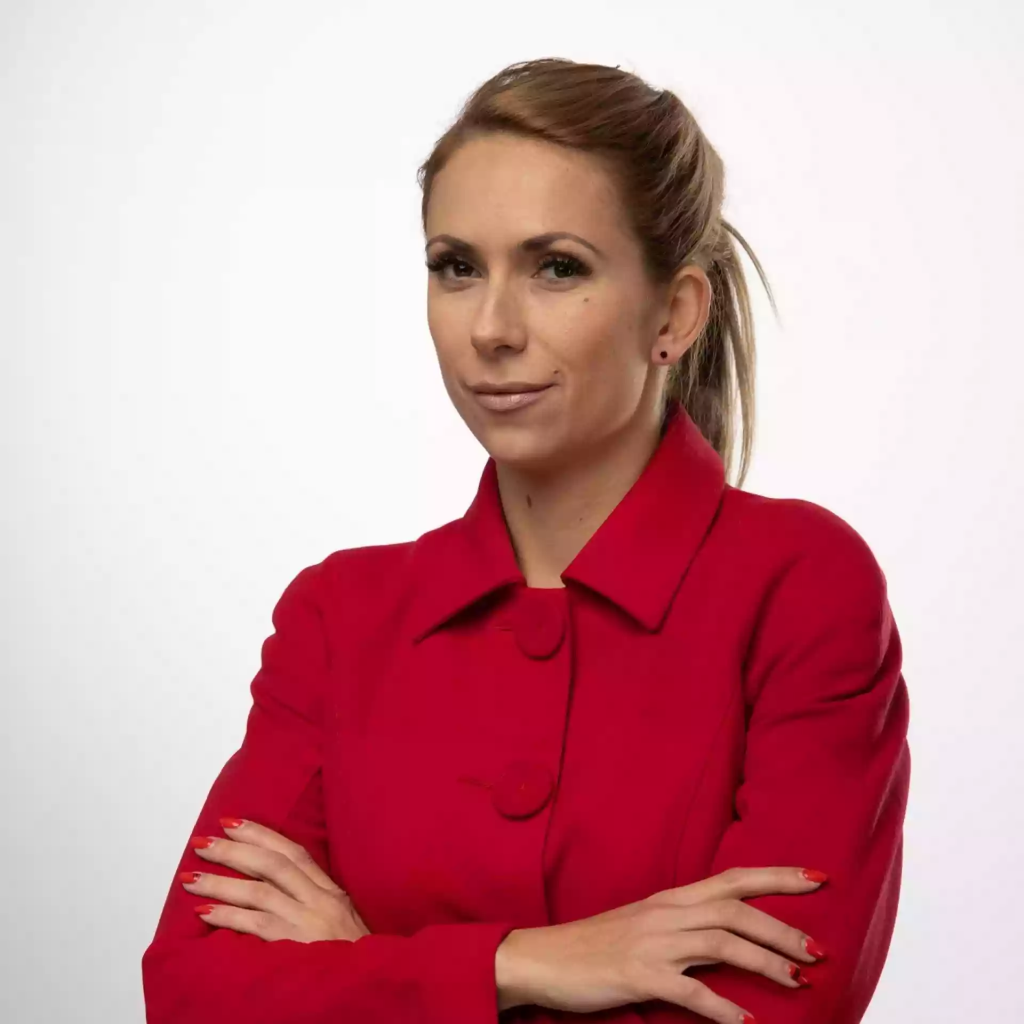 Жената до Алек Младенов - Царина Рускова