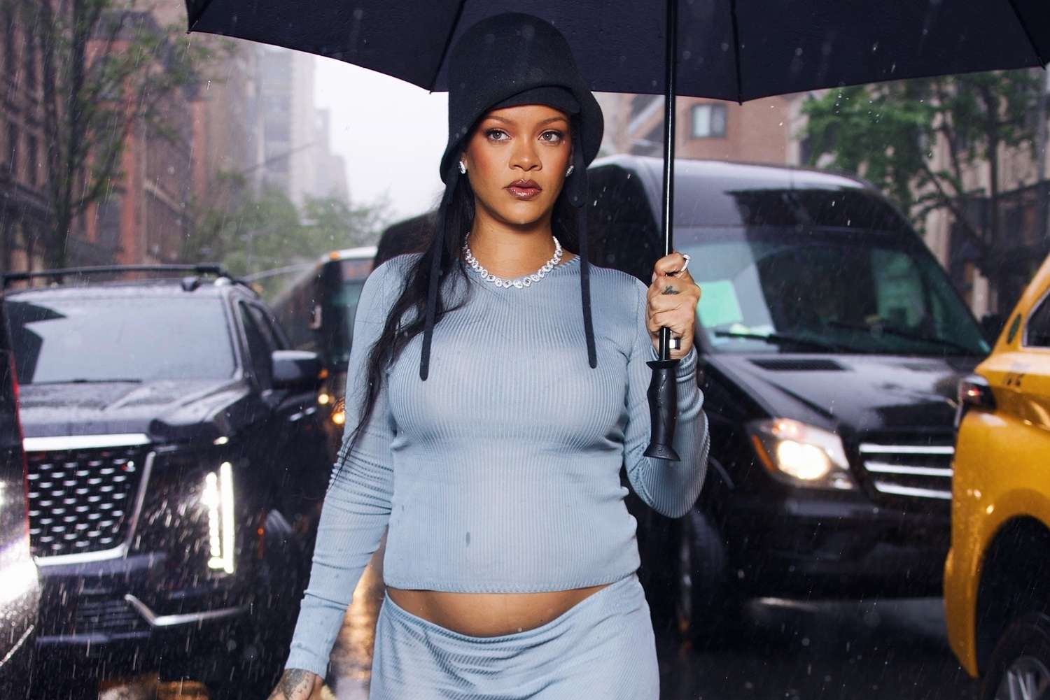 Риана бременна с 3-то от A$AP Rocky. Вижте как обяви новината пред целия свят