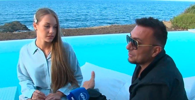 Константин се похвали с къща на морето. Снимка: Марияна Славчева
