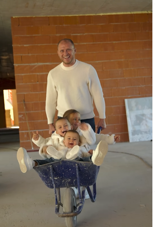 Даниел Бачорски и Атанасия започват ремонт