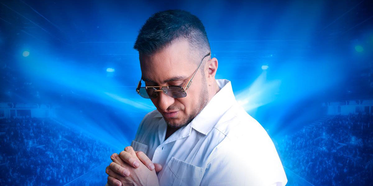 Константин засне НЛО от къщата си на морето (Видео)