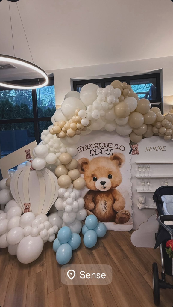 Натали Трифонова направи погача на малкия Арън (Снимки)