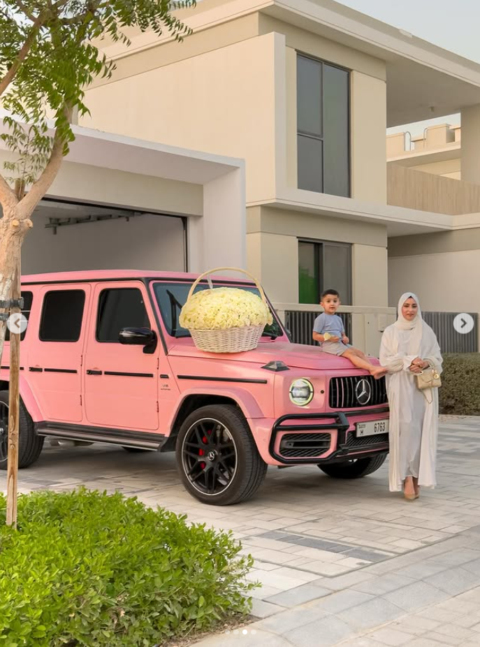 Малика Раджа: съпругата на дубайски милионер, която превзе социалните мрежи с ултра луксозния си начин на живот