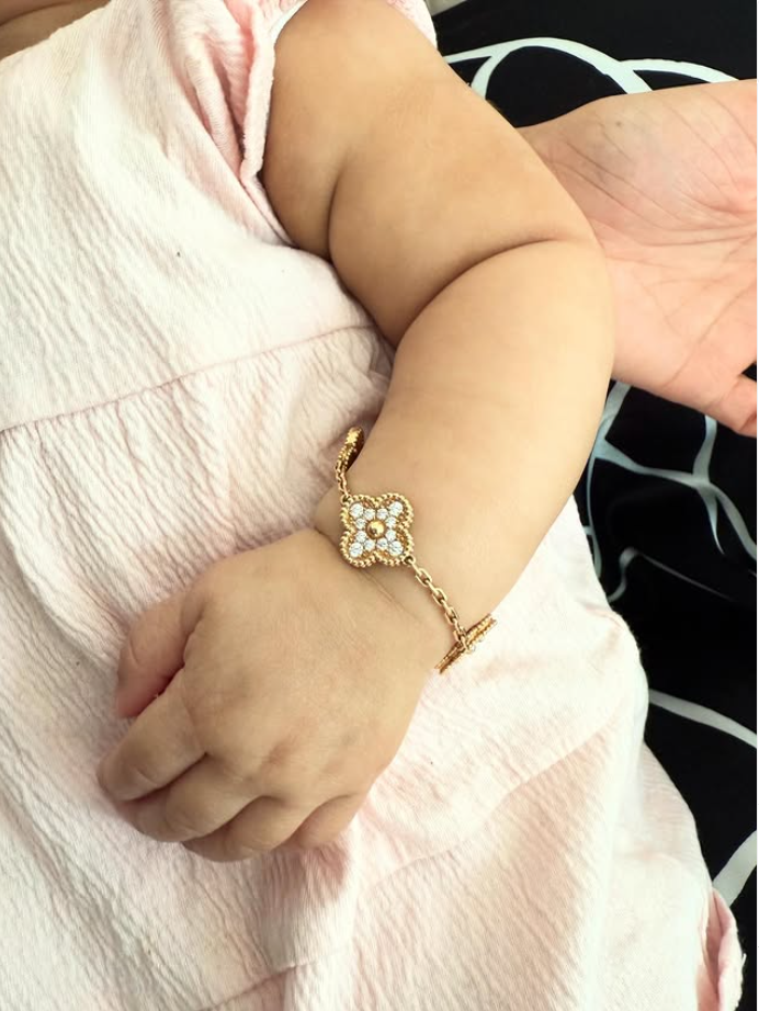 Малика Раджа: съпругата на дубайски милионер, която превзе социалните мрежи с ултра луксозния си начин на живот