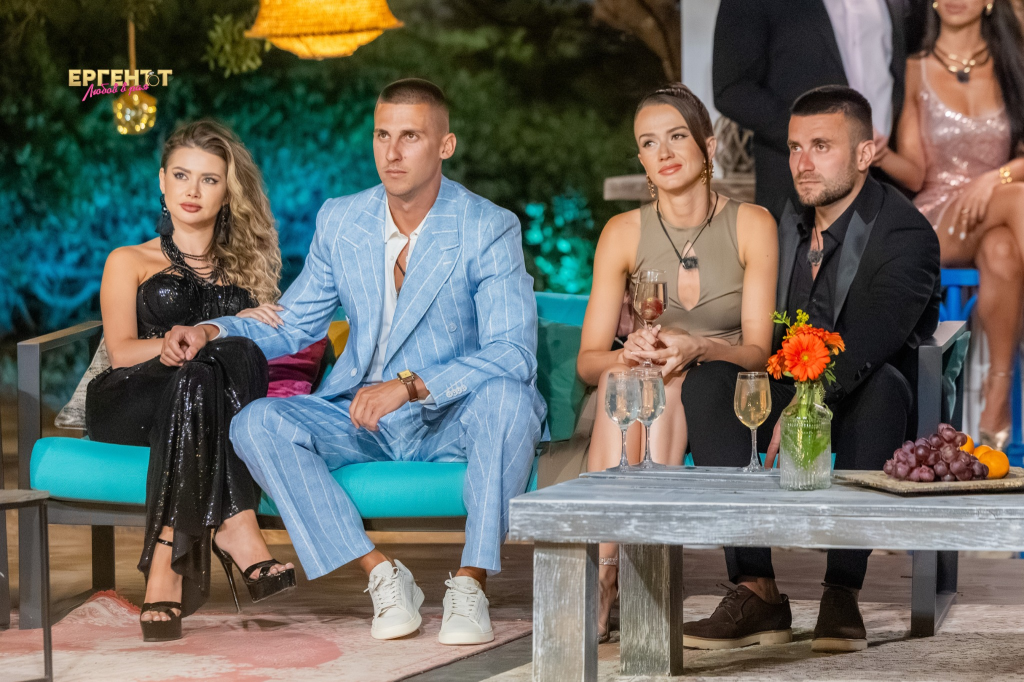 Пет двойки бяха избрани снощи за финал в „Ергенът: Любов в рая“