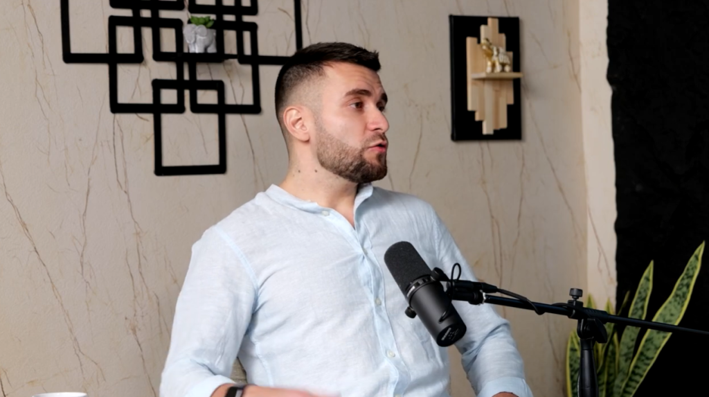 Виктор откровен до болка: „Дениз сама си е качвала порно видеа. Аз не мога да си представя такава жена да е майка на децата ми“