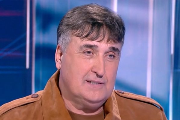 45 г. на сцената: Веселин Маринов разкри за предстоящи концерти и как е върнал дъщеря си от Германия