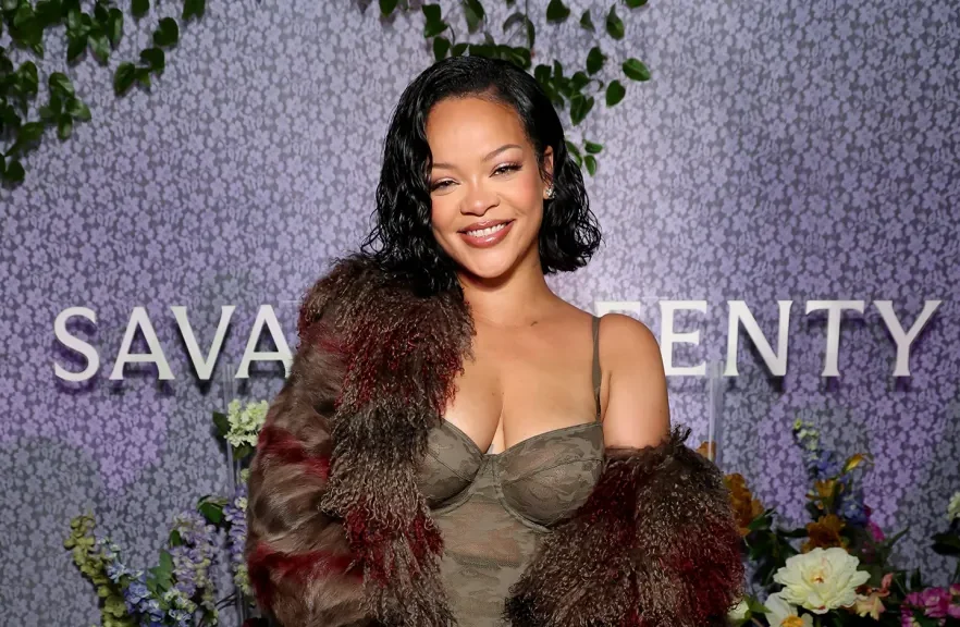 Риана намекна, че мисли за четвърто бебе с игрив коментар в Инстаграм (Снимка)