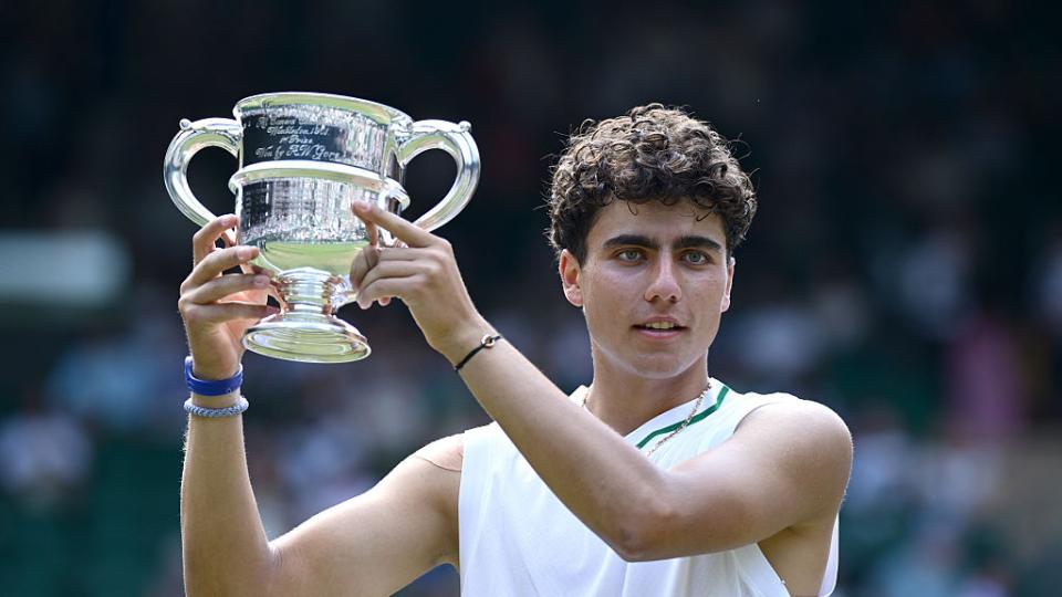 Повод за гордост: Иван Иванов спечели титла на турнира по тенис в Испания