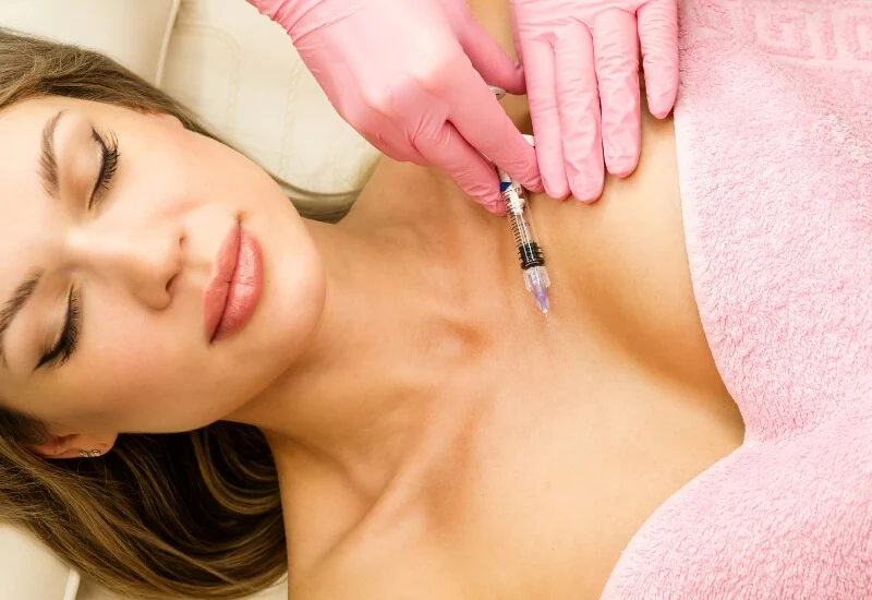 Млада жена загина след поставяне на хиалурон в гърдите