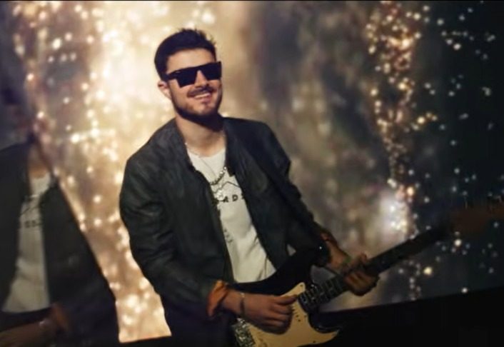 Орлин и Натали от „Ергенът: Любов в рая“ пуснаха първата си песен заедно с участието на Петър (Видео)