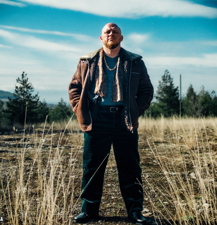 Даниел Бачорски стана актьор: Играе мутра от 90-те в новия български сериал „Вяра, Надежда, Любов“ 