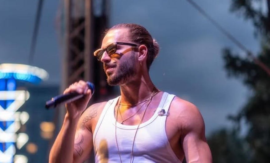 Папи Ханс разпродаде Арена 8888 два месеца преди концерта си