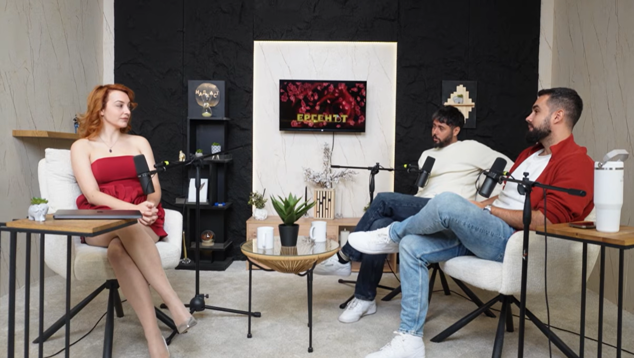 Вероника от „Ергенът“ за Алия: „Тя беше през цялото време пияна, това беше меко казано неприятно“